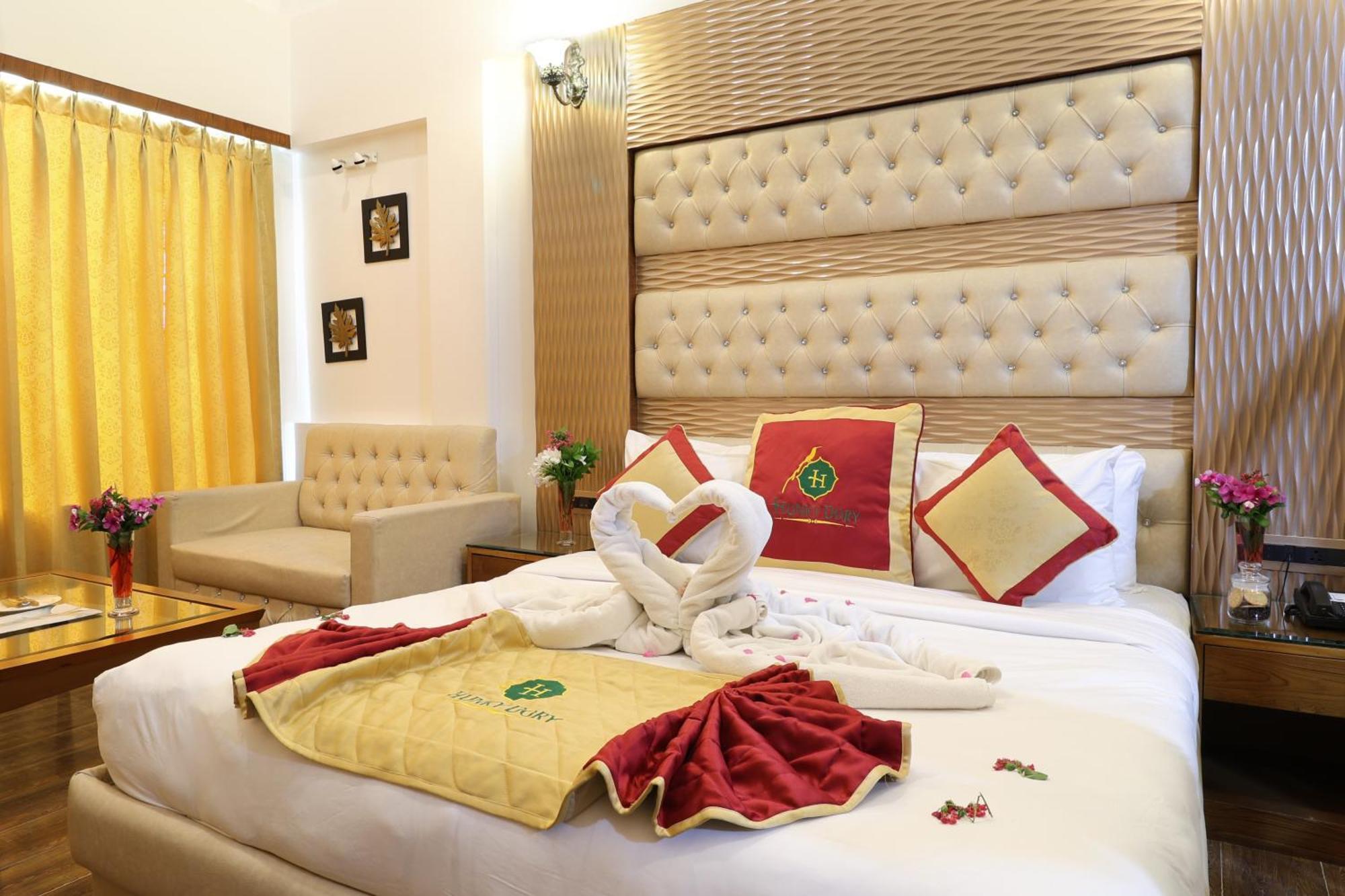 Hunky Dory Resort And Spa Dhar Khurd Exterior photo