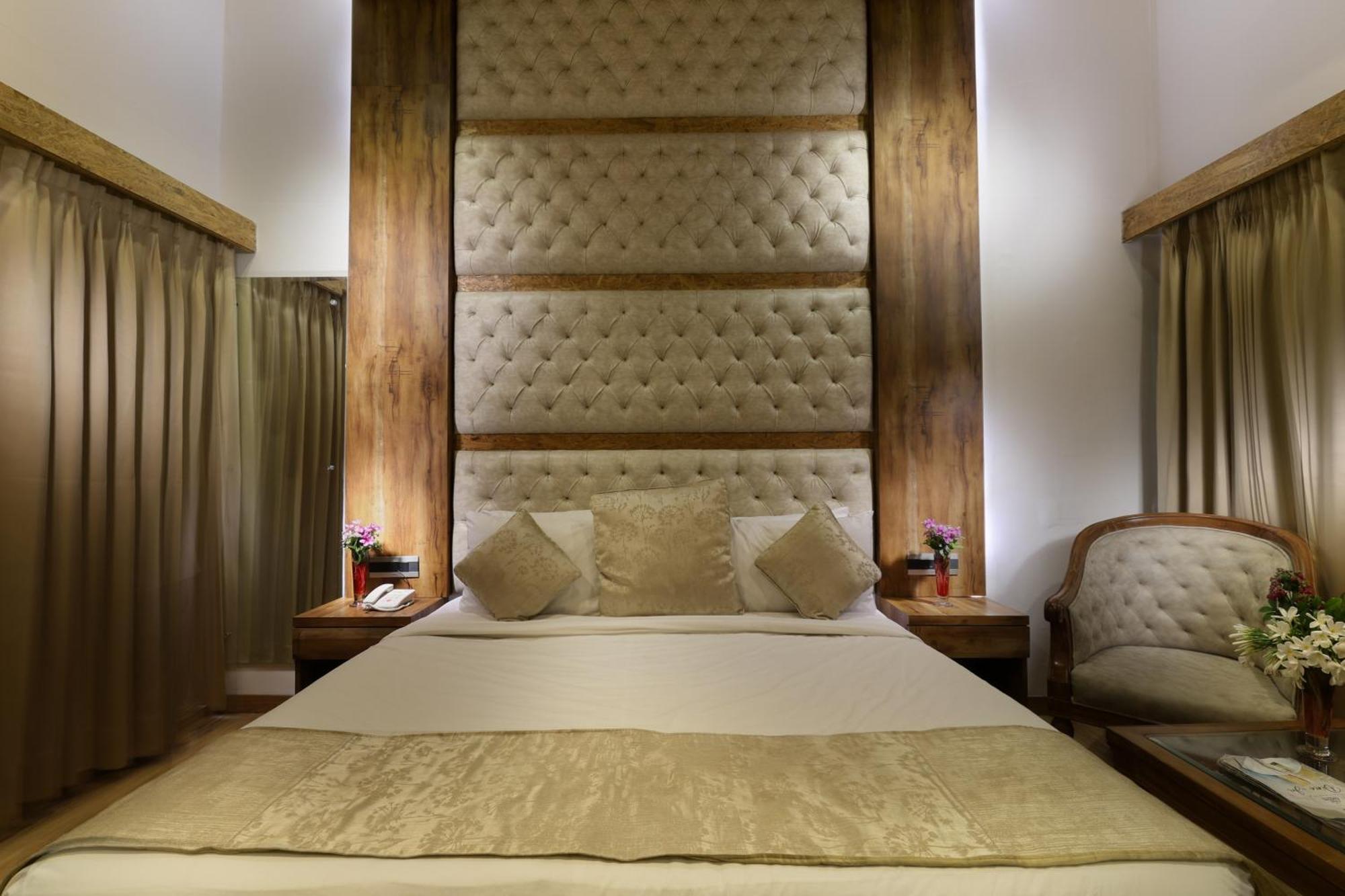 Hunky Dory Resort And Spa Dhar Khurd Exterior photo
