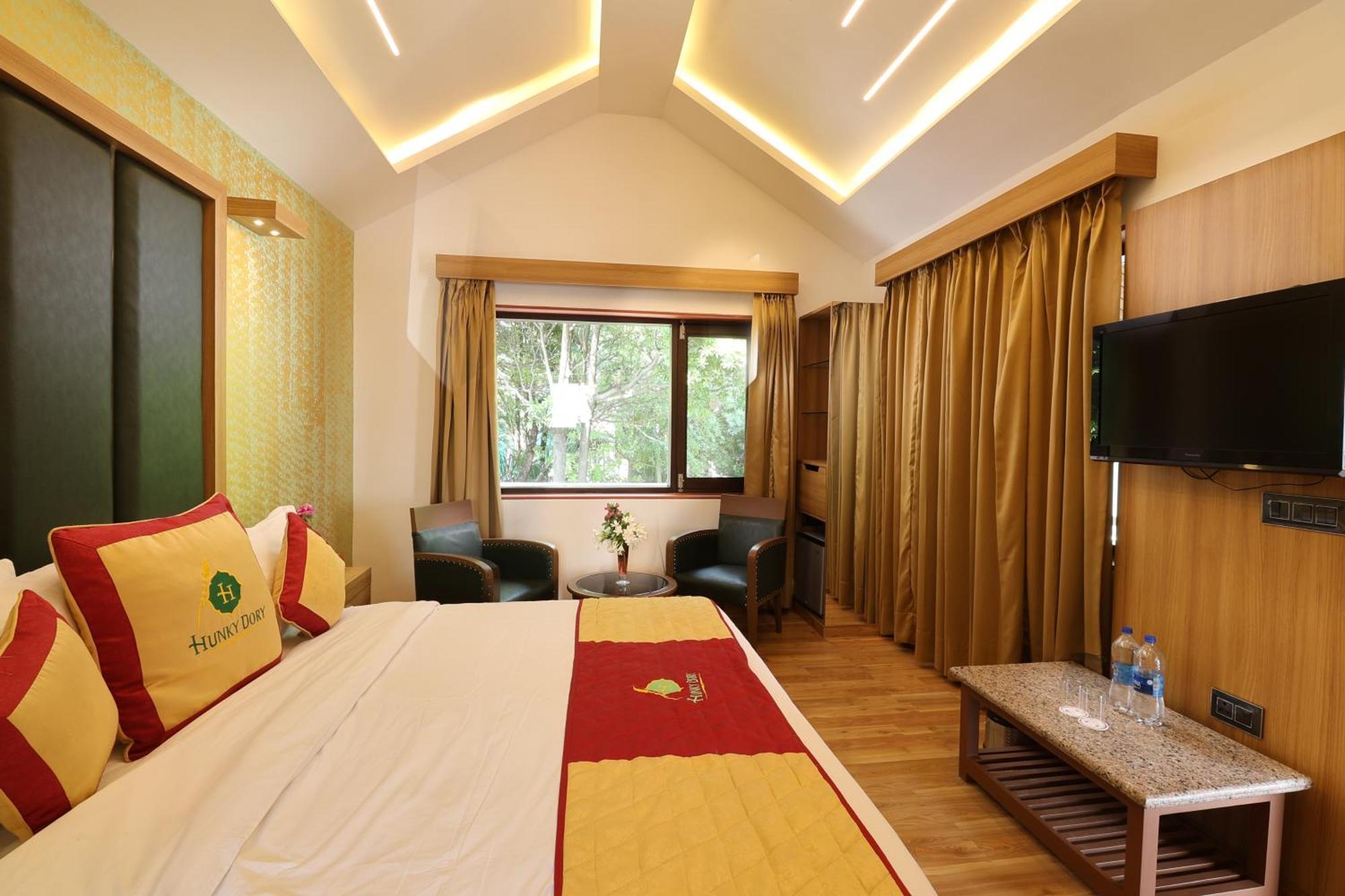 Hunky Dory Resort And Spa Dhar Khurd Exterior photo