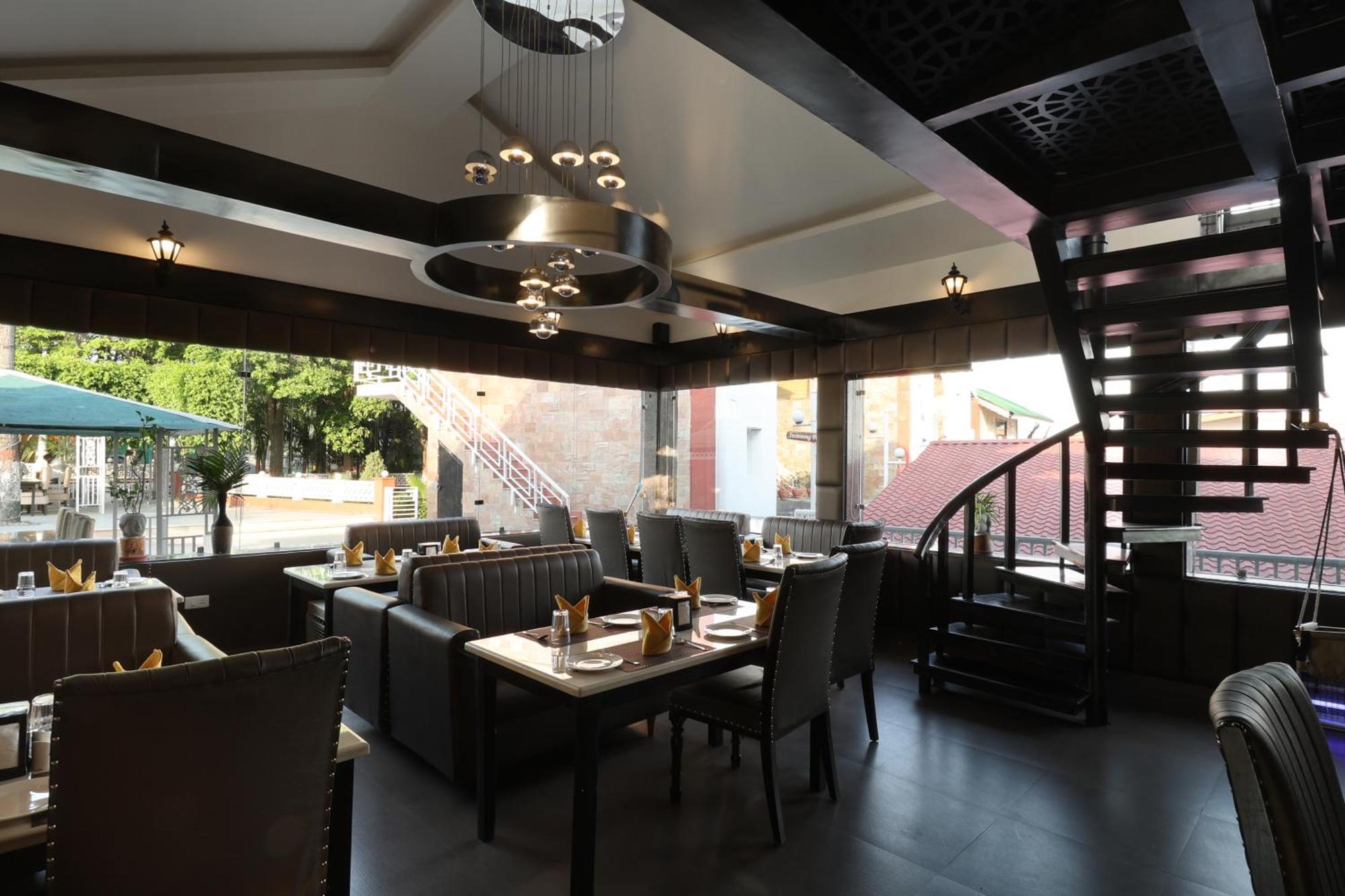 Hunky Dory Resort And Spa Dhar Khurd Exterior photo
